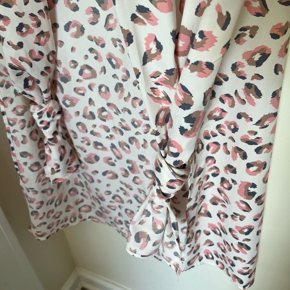 Kimono Elegant Beautiful HoneyMe Leopard Pink Brown Cream Kimono, Women’s Sz L - Picture 10 of 10